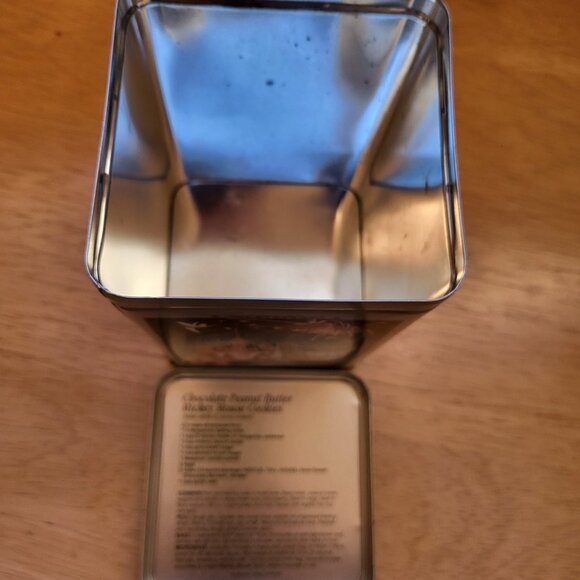 1996 Nestle Toll House Walt Disney World Metal Tin 25th Anniversary Epcot T8 - Picture 9 of 10